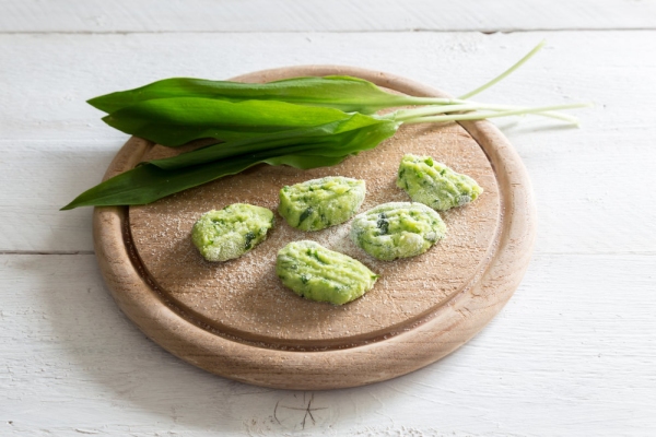 Gnocchi with wild garlic