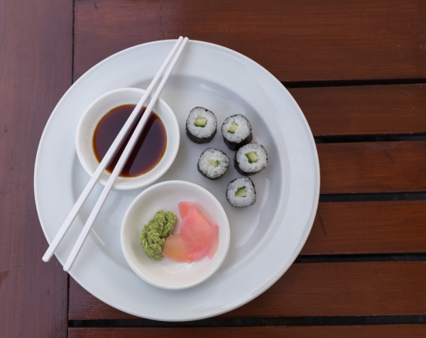 Hoso Maki Sushi Vegetarian with wasabi and ginger