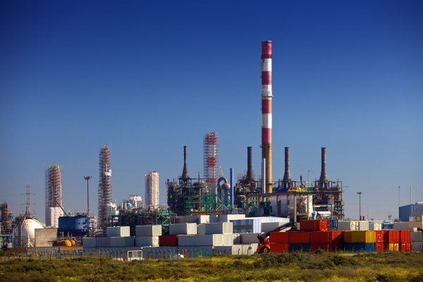 An ageing oil/chemical refinery being either refurbished or demolished