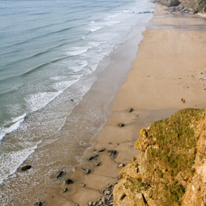 Tideline from above at Watergate Bay, Cornwall