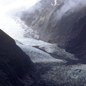 A massive glacier in a New Zealand mountain range