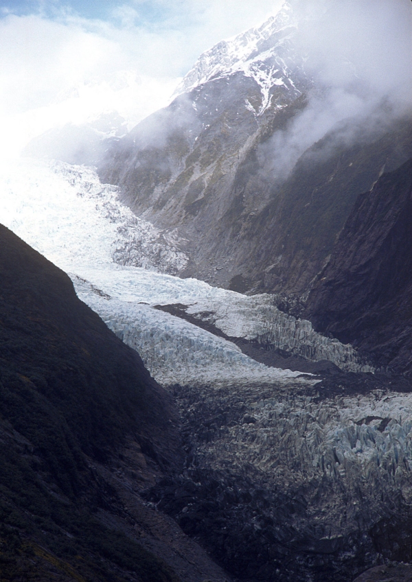 A massive glacier in a New Zealand mountain range