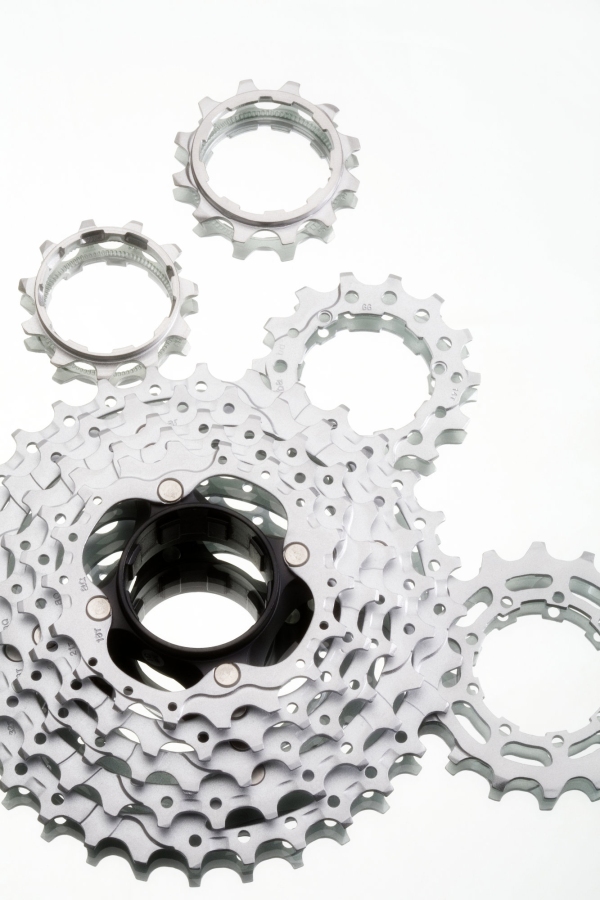 Bicycle chain gear cogs